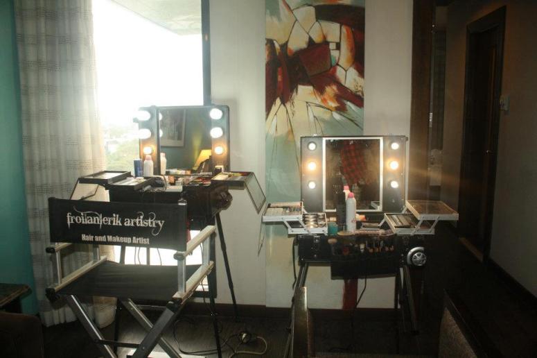 295030_391843974172064_218963100_n