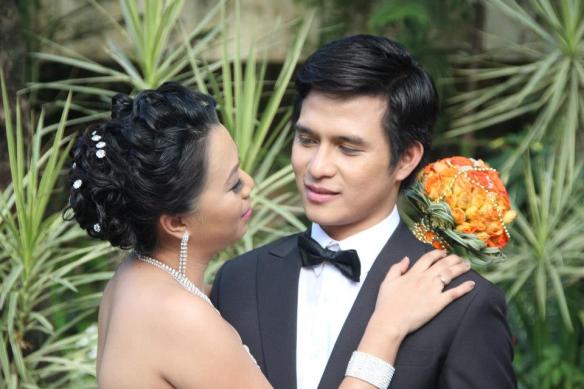 261450_506703429363628_1595076025_n