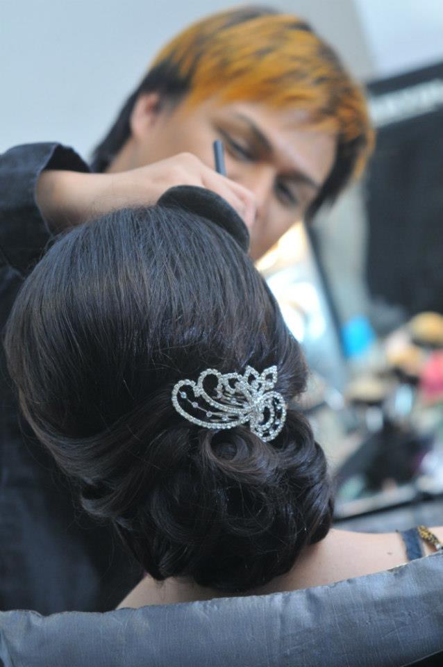 255527_651847284831044_579878099_n