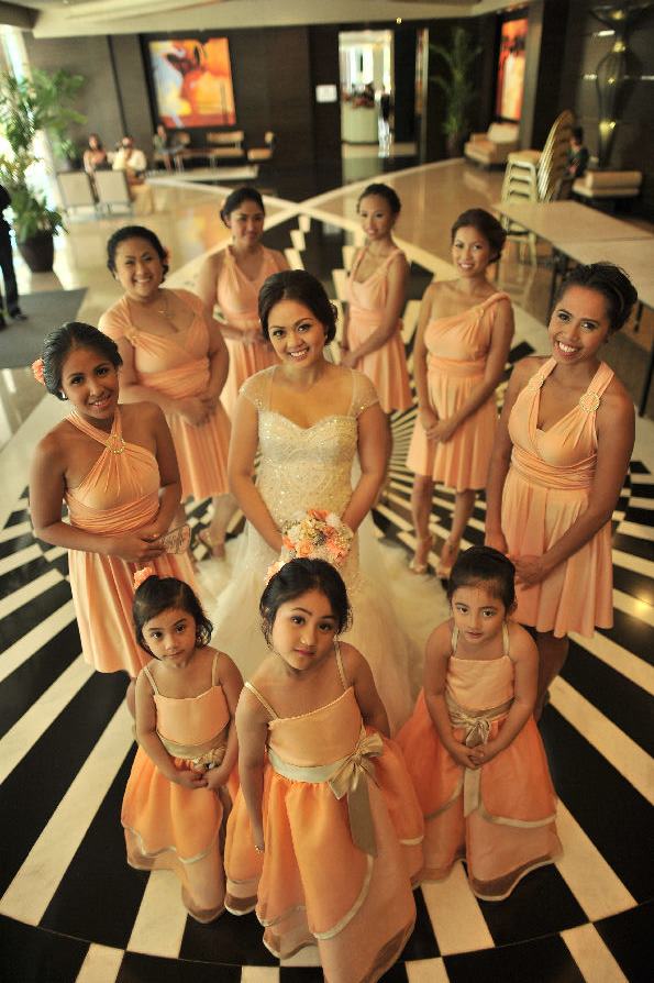 935595_10151860017503368_160879929_n